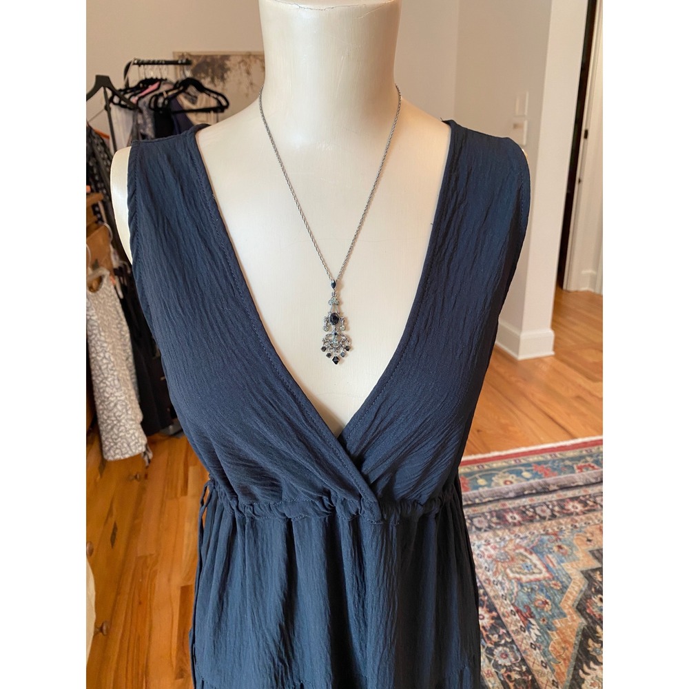 Max Studio London Black Tiered Surplice V-Neck Midi Dress Size M - Picture 3 of 14